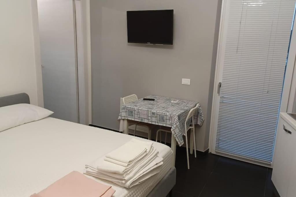 Flat 1 Balcone * Verona